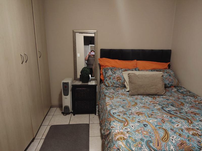 To Let 1 Bedroom Property for Rent in Ferndale Western Cape